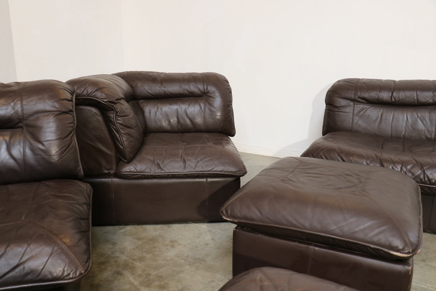 Modulair leather sofa set