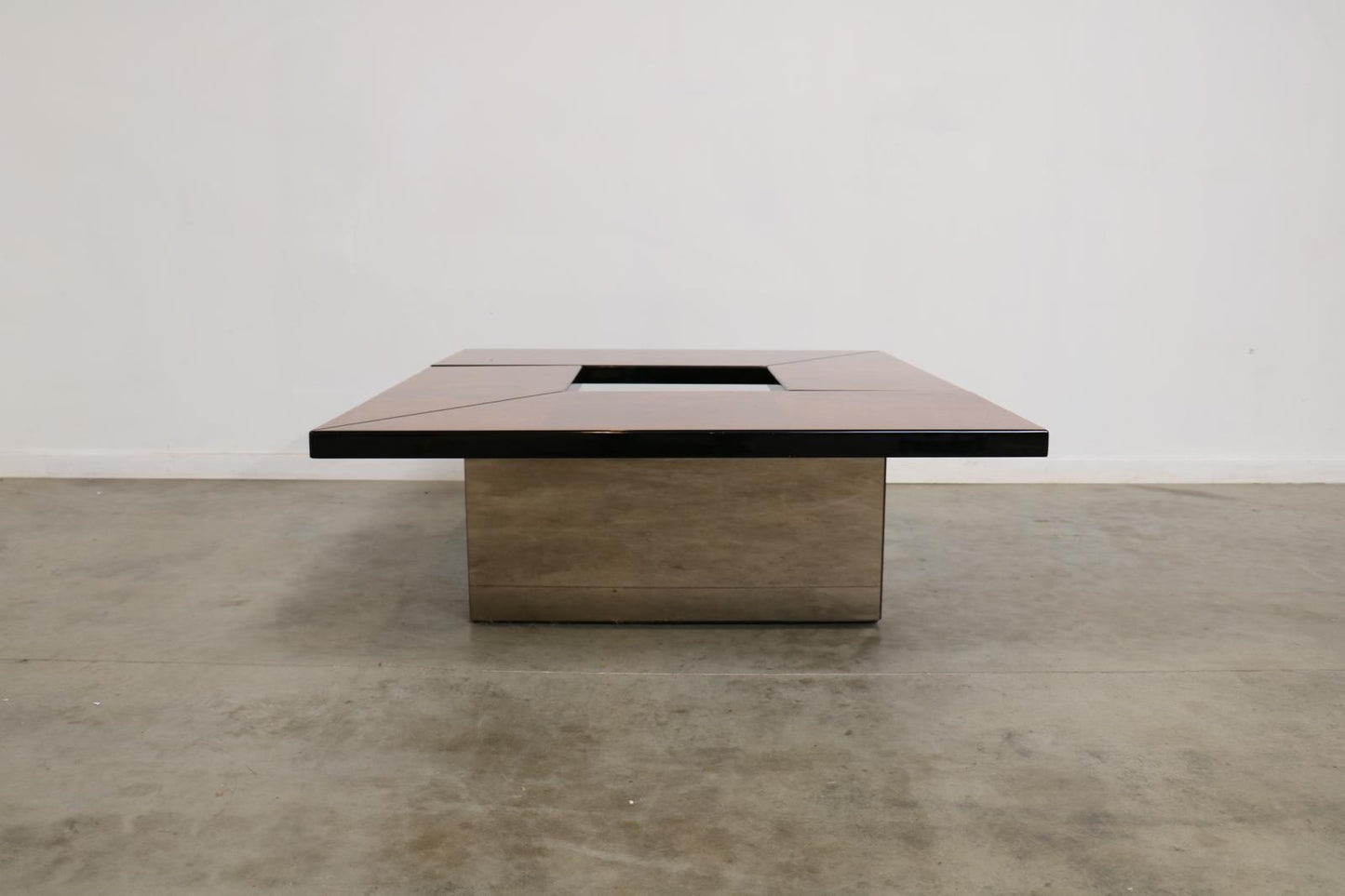 Paul Michel Bar Table